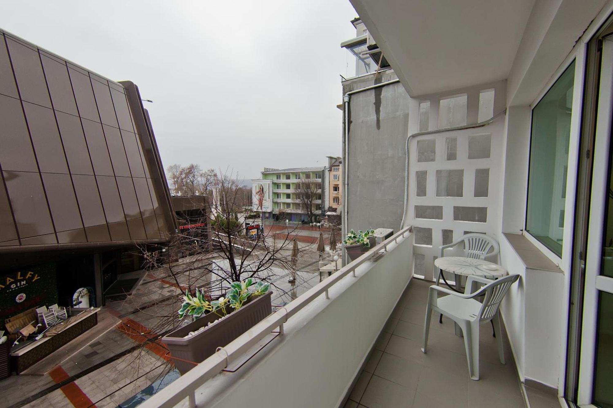 Festival And Congress Centre Appartment Varna Exterior photo