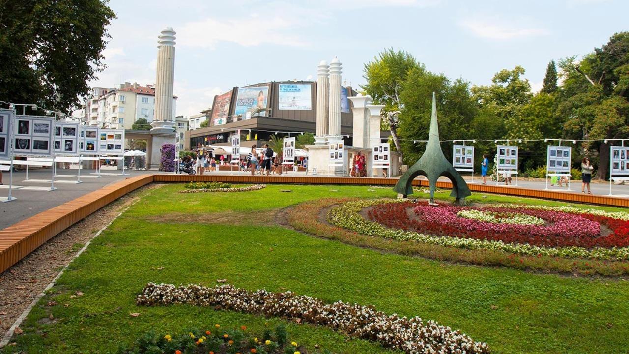Festival And Congress Centre Appartment Varna Exterior photo